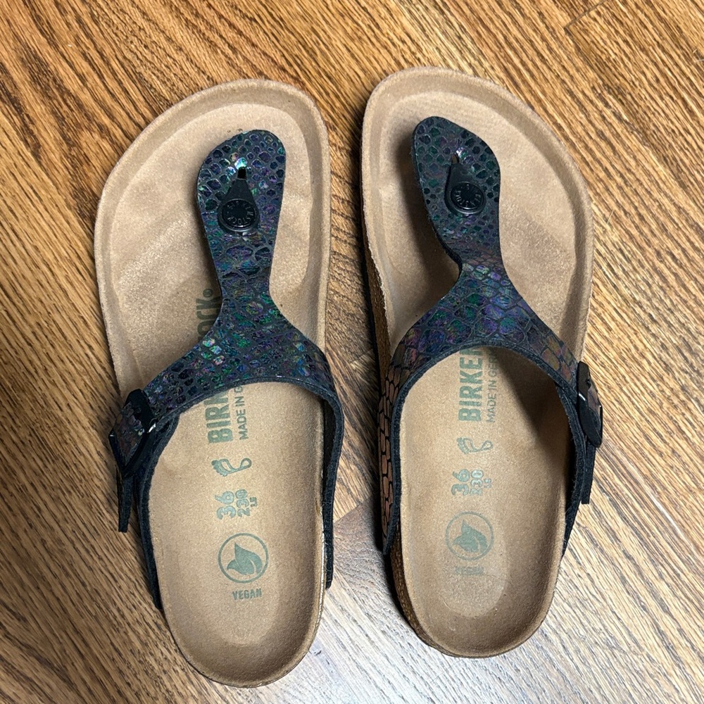 Gizeh Snake Print Birkenstocks